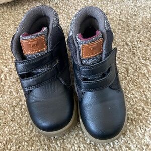 Boys dress boots